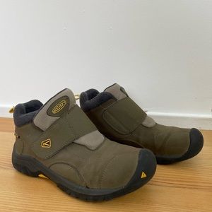 Keen Kootenay II Waterproof Boots size 3 Like New